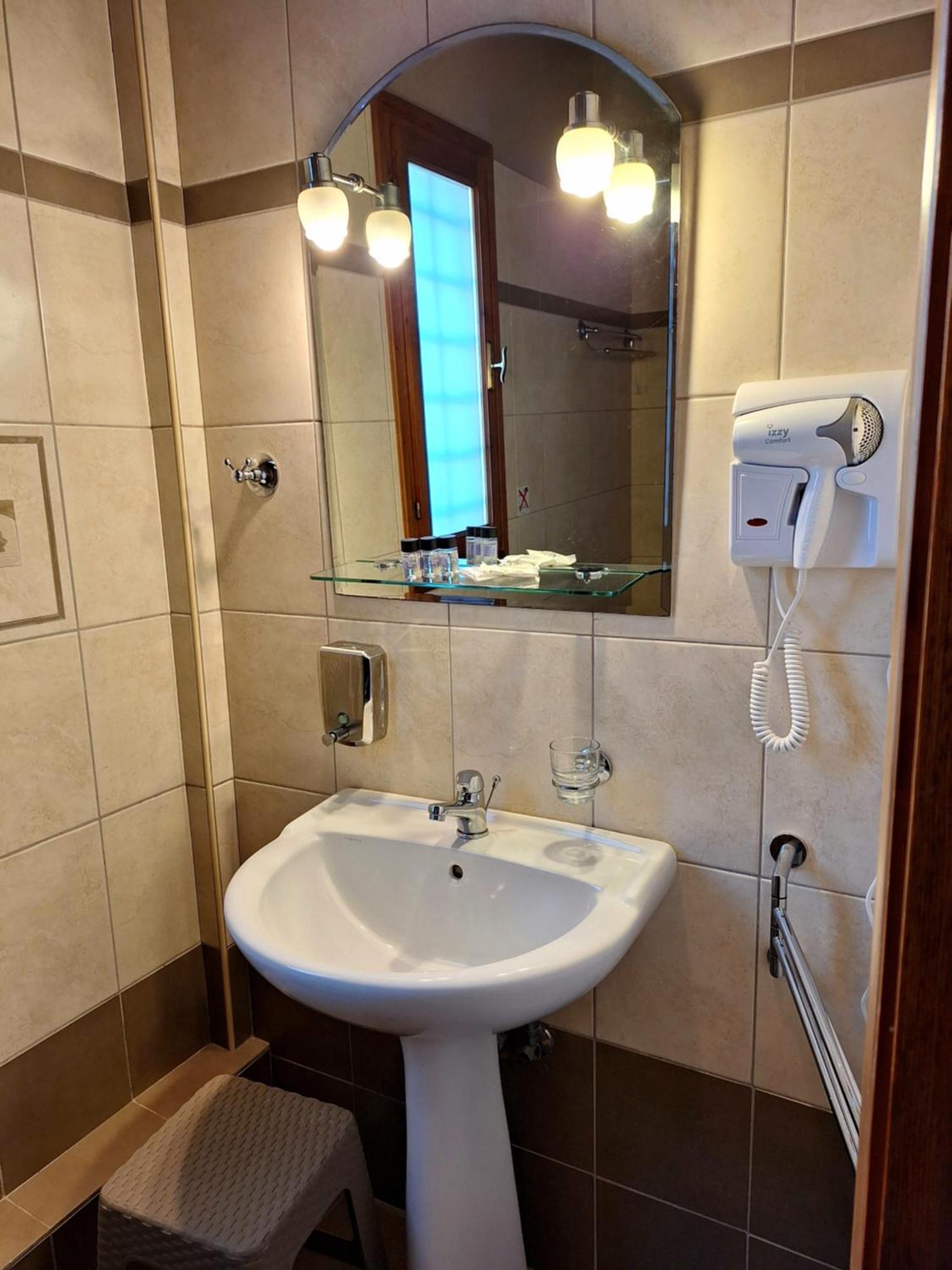 קאלה נרה Skourgias Rooms מראה חיצוני תמונה